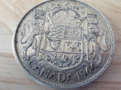 Canadian   1944    Silver   50  Cents   Half   Dollar   Coin