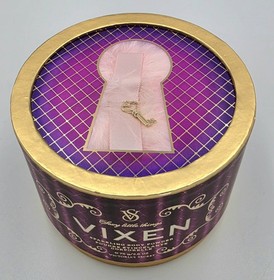 Victoria's Secret Sexy Little Things Vixen Sparkling Body Powder 2.6 Oz Sealed