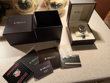 TAG Heuer Aquaracer 300m Quartz 41mm Black Dial Date Box Papers Manuals