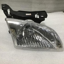2000-2002 Chevrolet Cavalier Rh Passenger Headlight Lamp Assembly 22666741
