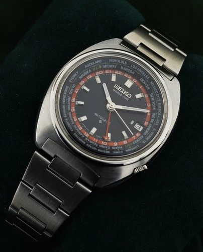 Vintage Seiko World Time 6117-6400 Automatic Date Black Dial 41mm