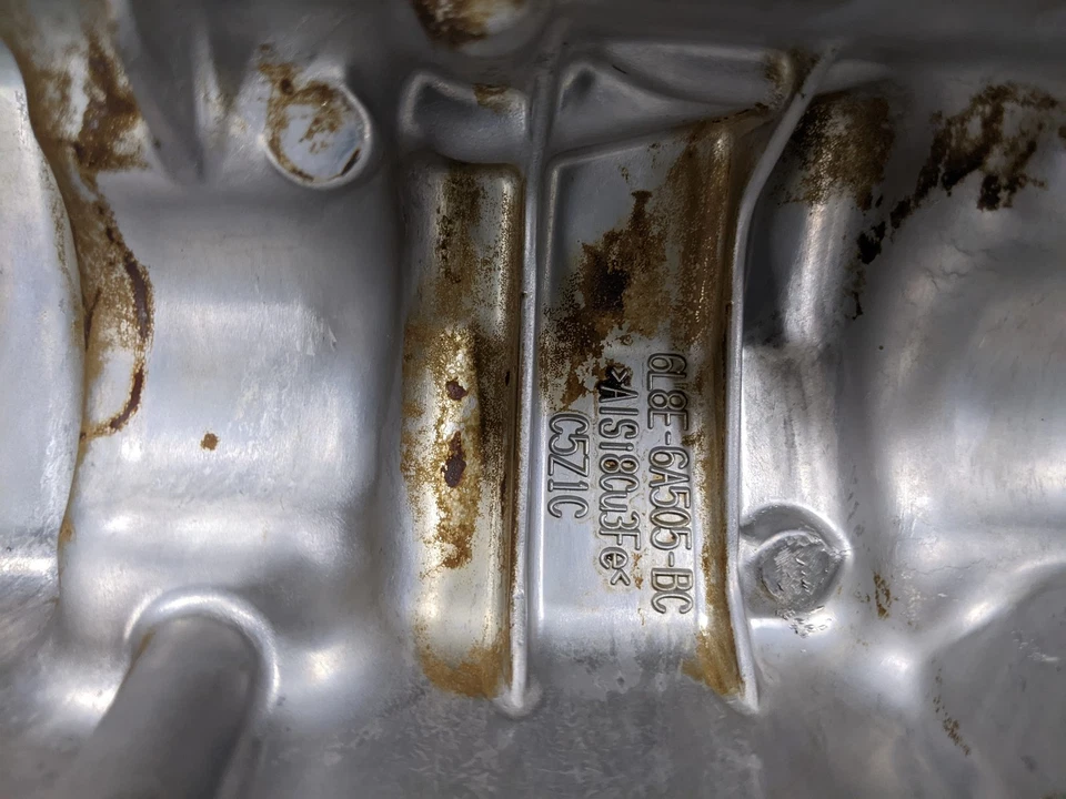 Cubierta de válvula izquierda para 06-09 Ford Fusion 3.0 6L8E6A505BC Foto 3 de 4