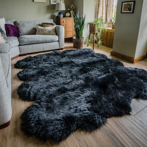 Real Thick Black Shaggy Sheepskin Rug - Genuine Sheepskin - Range of sizes - Picture 12 of 12