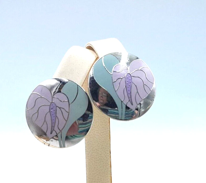 Pendientes Redondos Laurel Burch "Antherium" Esmalte Pintado Verde Rosa Años 80 De Colección Foto 4 de 4