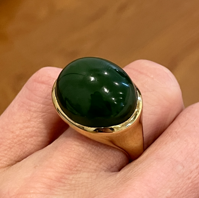 Elsa Peretti Black Jade Cabochon Tiffany Co Hong Kong 18k Yellow