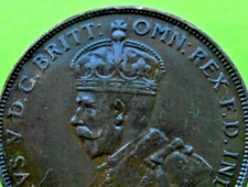 1928 AUSTRALIAN George v PENNY. OLD TIMER,   90  YEARS OLD .  CHECK THE PEARLS.