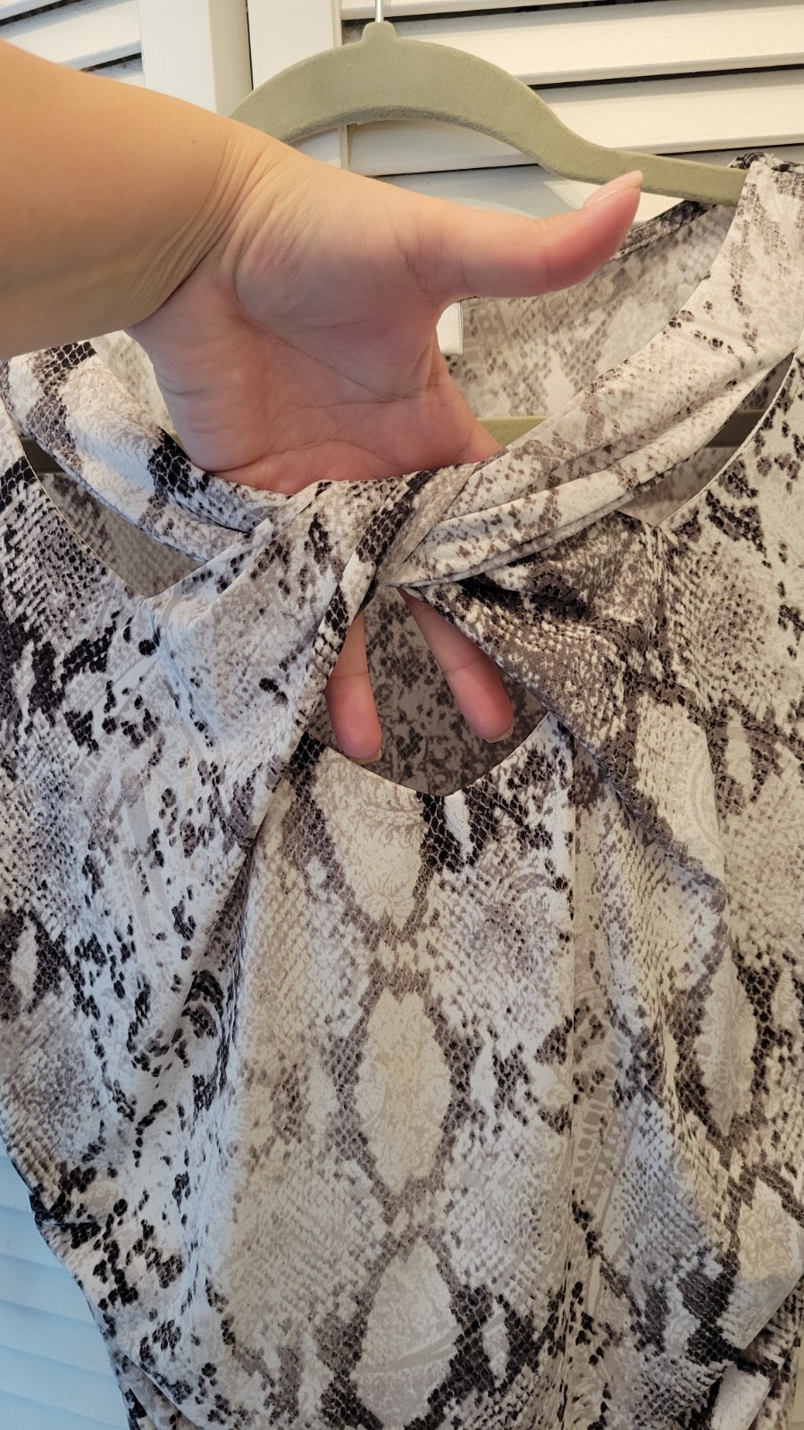 Jennifer Lopez Gray Python Print V-Neck w/ Twist … - image 2