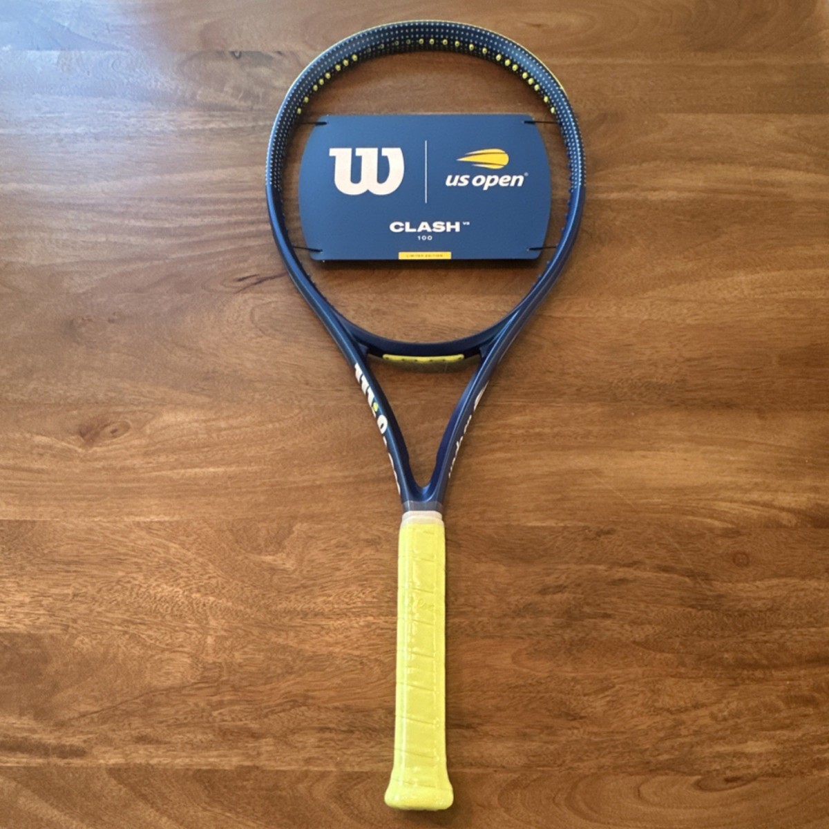 Wilson Clash V2 100 US Open Limited Edition, grip size 4 1/8