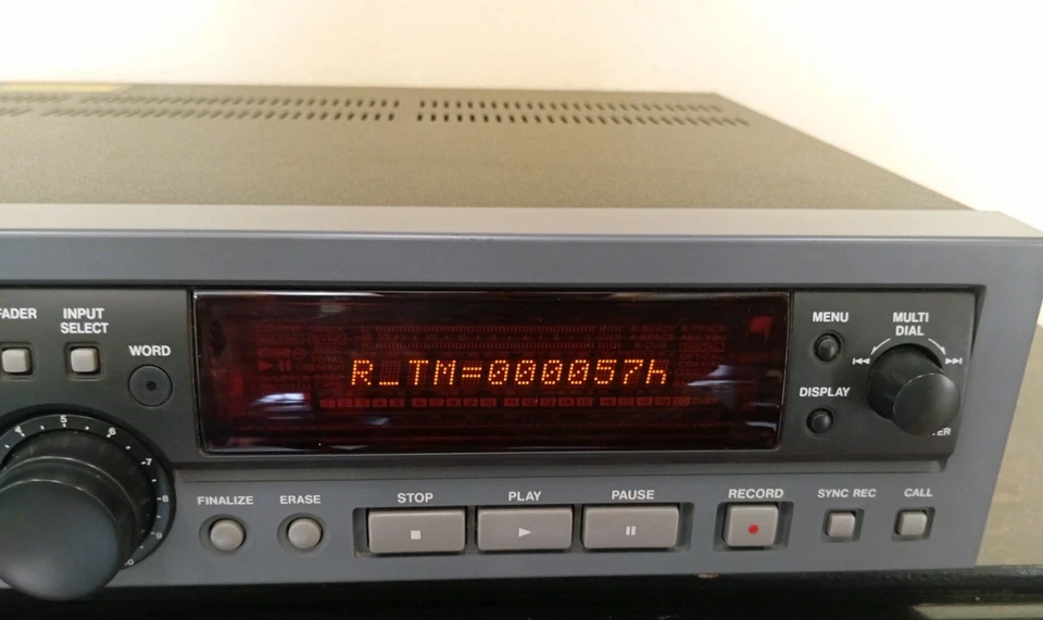 Tascam CD-RW 2000 registratore masterizzatore professionale - Image 4 of 4