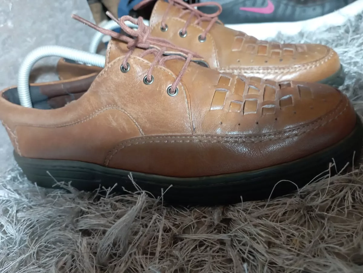 M S mens brown leather lace up wide fit airflex Shoes size 9