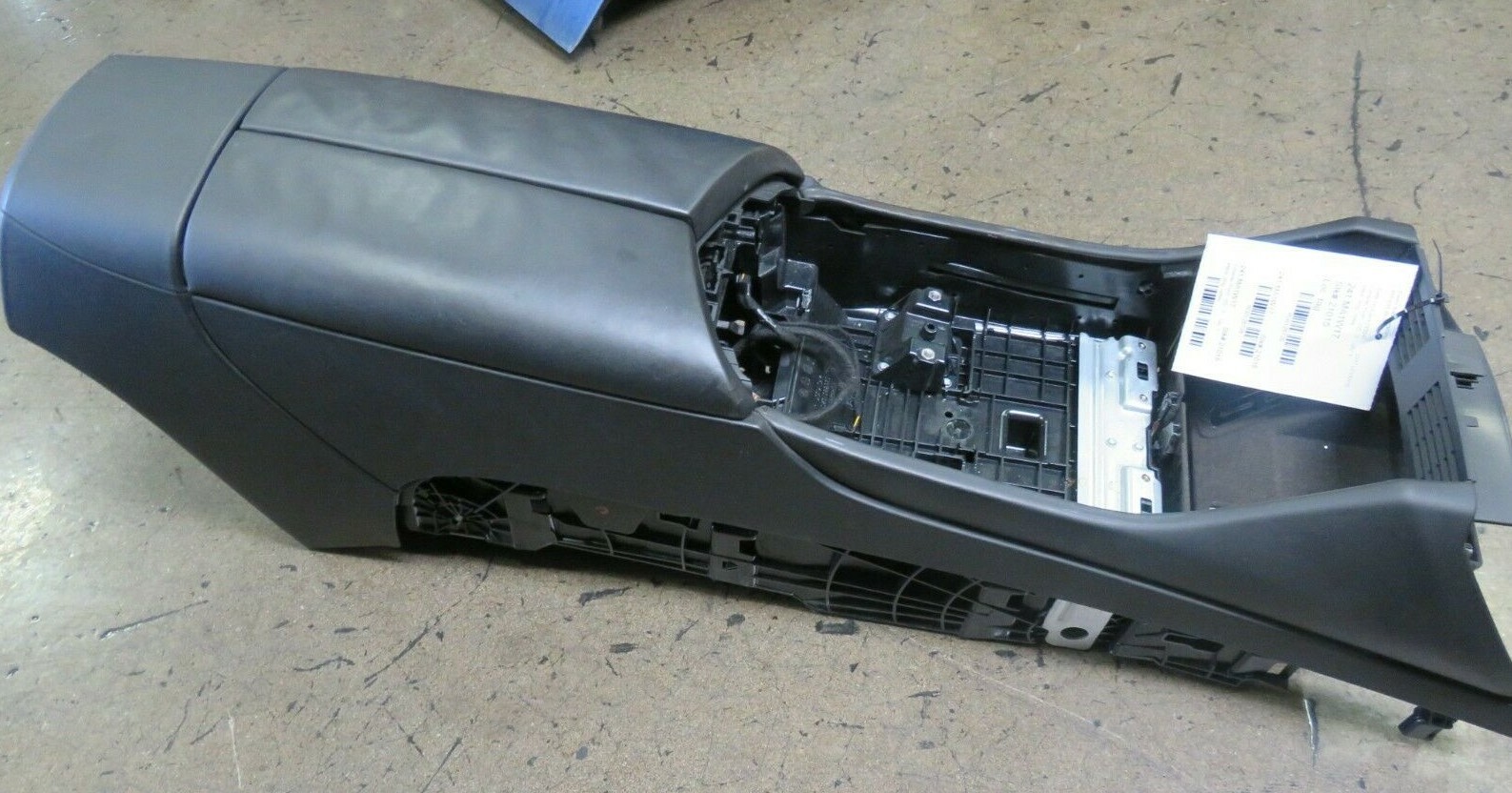 Maserati Levante, Front Console, Black, Used, Dmg, Parts Only