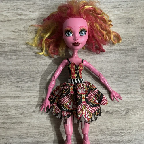 Gooliope Jellington Doll 17" Tall Freak Du Chic Monster High Mattel 2014