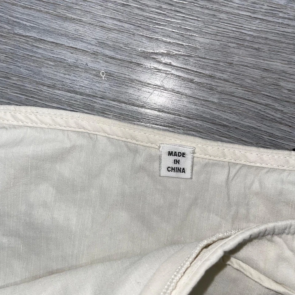 A.L.C. Burke Skirt Short Women’s Size 10 Cream Front Hook Ruched Design - Image 4 of 4