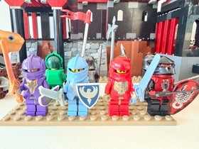 LEGO 8877 Castle - Vladek's Dark Fortress - 100% complete