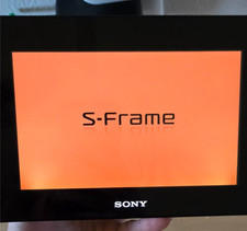 Sony S-Frame Digital Photo Frame 7" Black DPF-D70 w/ Power Adapter -Tested Works