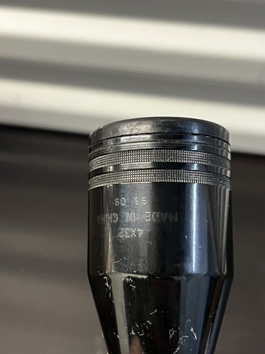 Tasco Pronghorn PH4X32 Gloss Black Rifle Scope Duplex Reticle - Picture 5 of 5