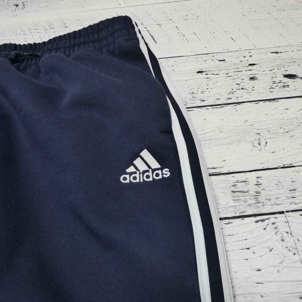 Pantalones deportivos Adidas Essentials polar talla 2XL azul bordado logotipo fútbol calentamiento Foto 2 de 4