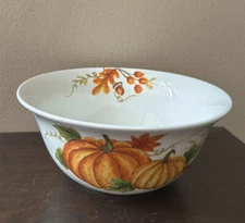 2 New Salad Pasta Serving Bowl Fall Leaves Pumpkins Thanksgiving Acorns 9”