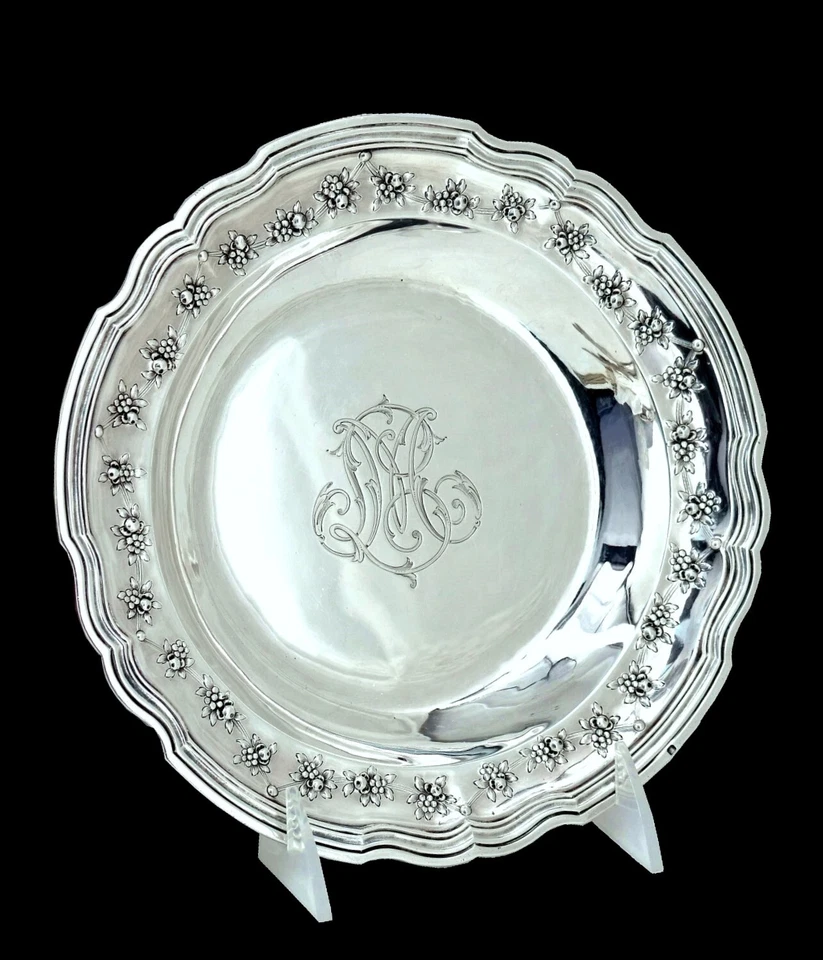 Leon Lapar: Antiguo plato francés Repousse de plata de ley, plato, c1900 Foto 2 de 4