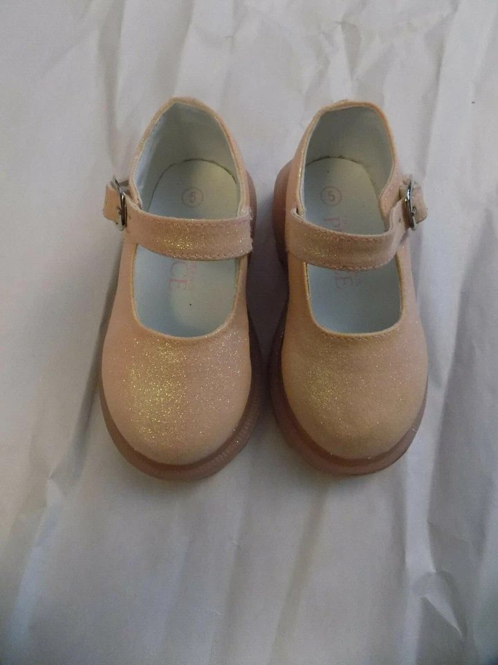 Nuevo The Childrens Place Pálido Pascua Rosa Hablado Niño Mary Janes Talla 5 ¡DULCE! Foto 2 de 4