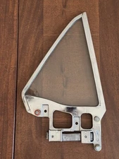 1964 1965 1966 FORD MUSTANG Coupe GT ORIG RH Passenger CLEAR QUARTER SIDE WINDOW