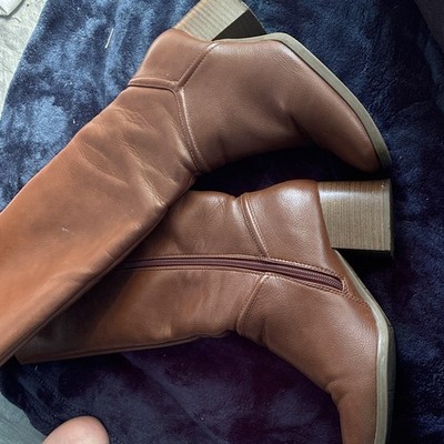 Women s Brown Leather Knee High Riding Boots Zip Closure Solid US 7