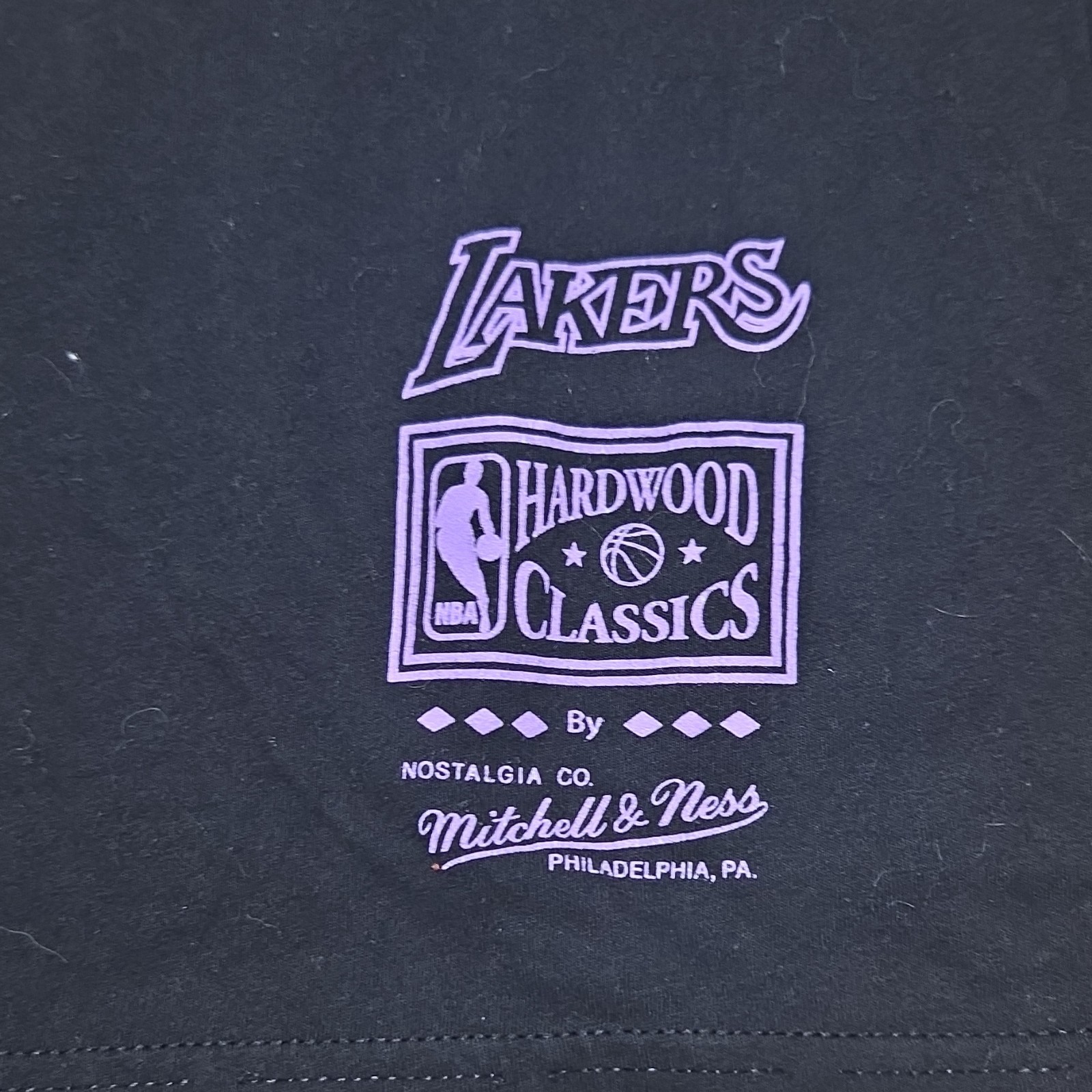 Mitchell & Ness Lakers 17x Champions T Shirt XL Black Hardwood Classics Splatter image 3