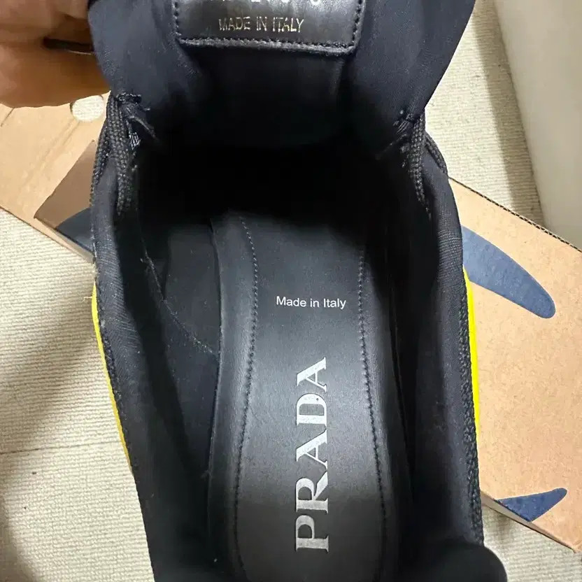 Prada Thunder Cloud Burst Sneakers 255 - Excellent Condition thumbnail 3