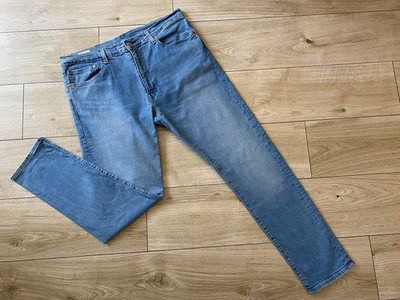 Hellblaue LEVI'S 512 PREMIUM Slim Taper JEANS (36x32)
