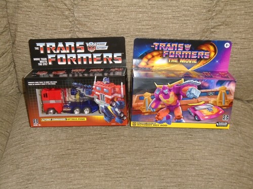 WALMART TRANSFORMERS G1 40TH ANNIVERSARY REISSUE OPTIMUS PRIME / HOT ROD