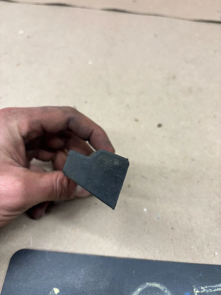 Ford Ranger Explorer Bronco 1989 90 93 94 abrazadera de batería soporte de sujeción de cuña Foto 4 de 4