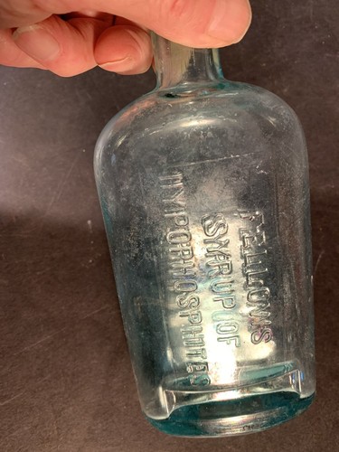 Lot Of 8 Antique Glass Bottles BARN FIND - Picture 11 of 16