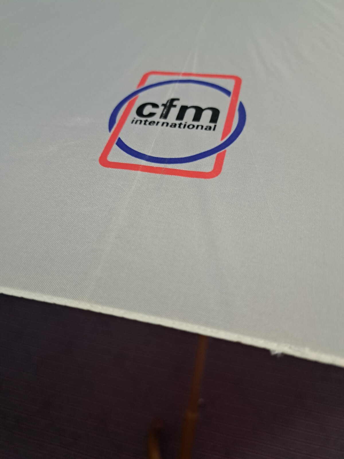 Vintage Boeing Wood Umbrella 737 Celebration INSTITUTO TECNOLÓGICO DE