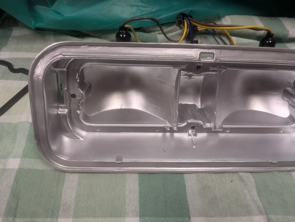 Пара новых корпусов задних фонарей Blem 1968 Pontiac GTO 68 - Изображение 4 из 4