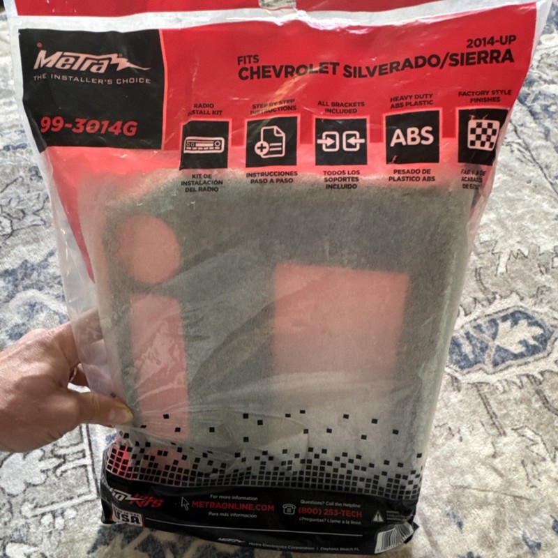 Metra 99-3014G Installation Kit for Chevrolet Silverado Sierra