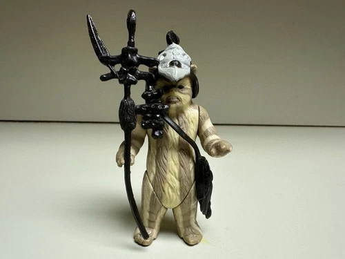 Vintage Star Wars 1983 LOGRAY EWOK Figure COMPLETE ORIGINAL accessories MACAU