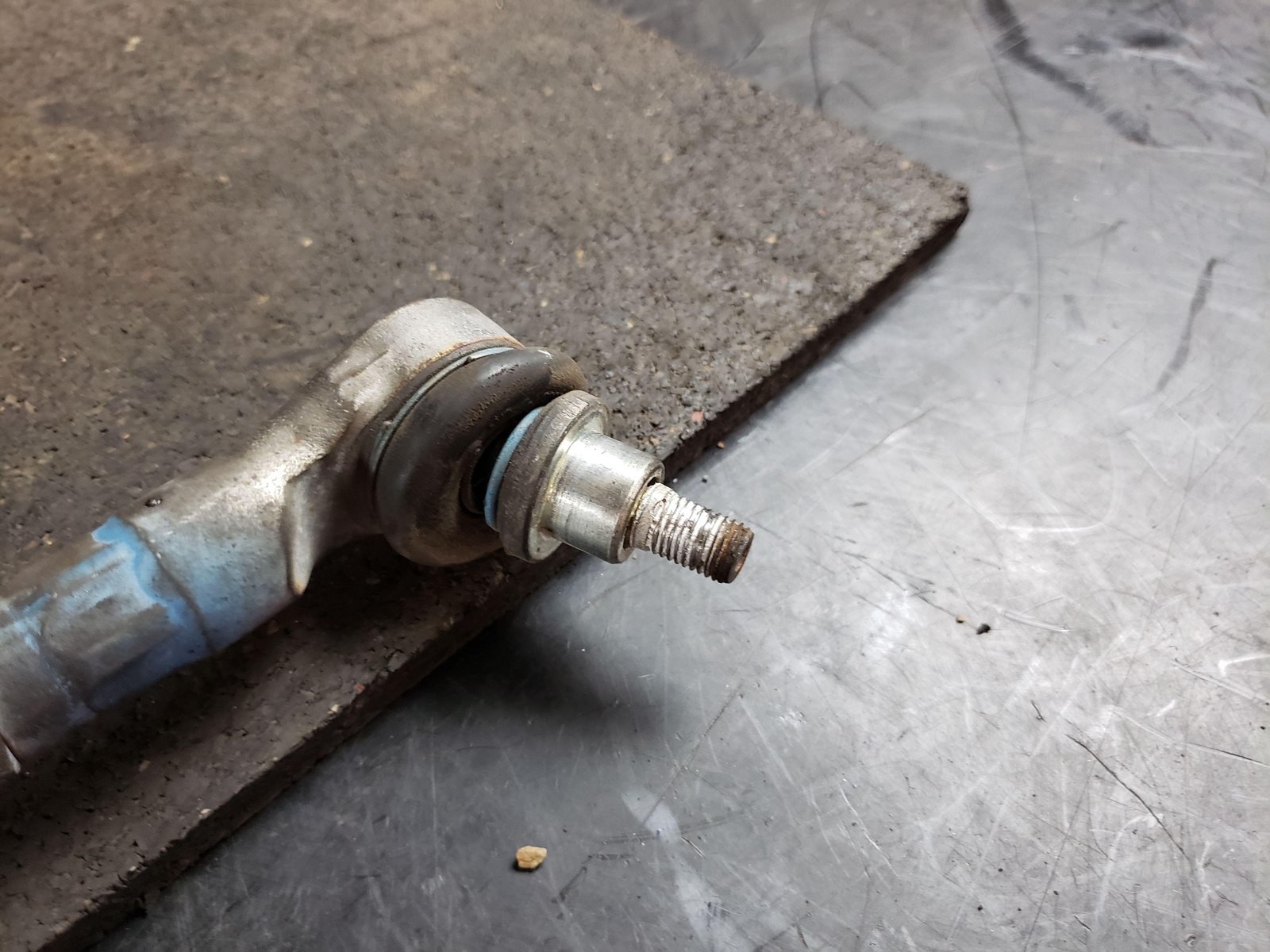 04-12 MASERATI QUATTROPORT POWER STEERING RACK & PINION 66K MILES