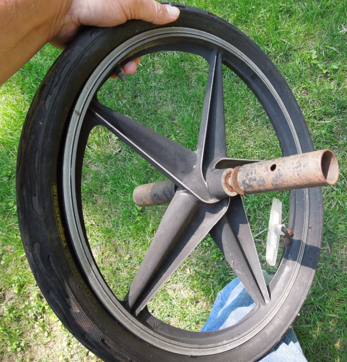 Mongoose Team Issue BMX Fire Tread Bicycle 20