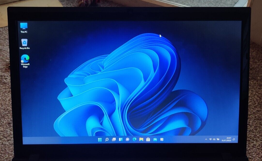 W255EU 4GB 500GB 無線 Windows10 Office Clevo W255EU RM 320 Intel HD GPU i5 Laptop Windows 11 Webcam DVD