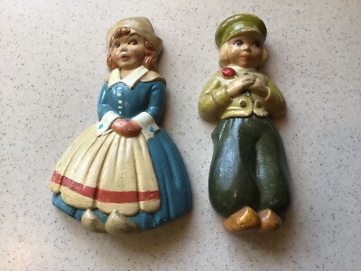 Dutch couple chalkware with hangers 40-50 s very nice paint!