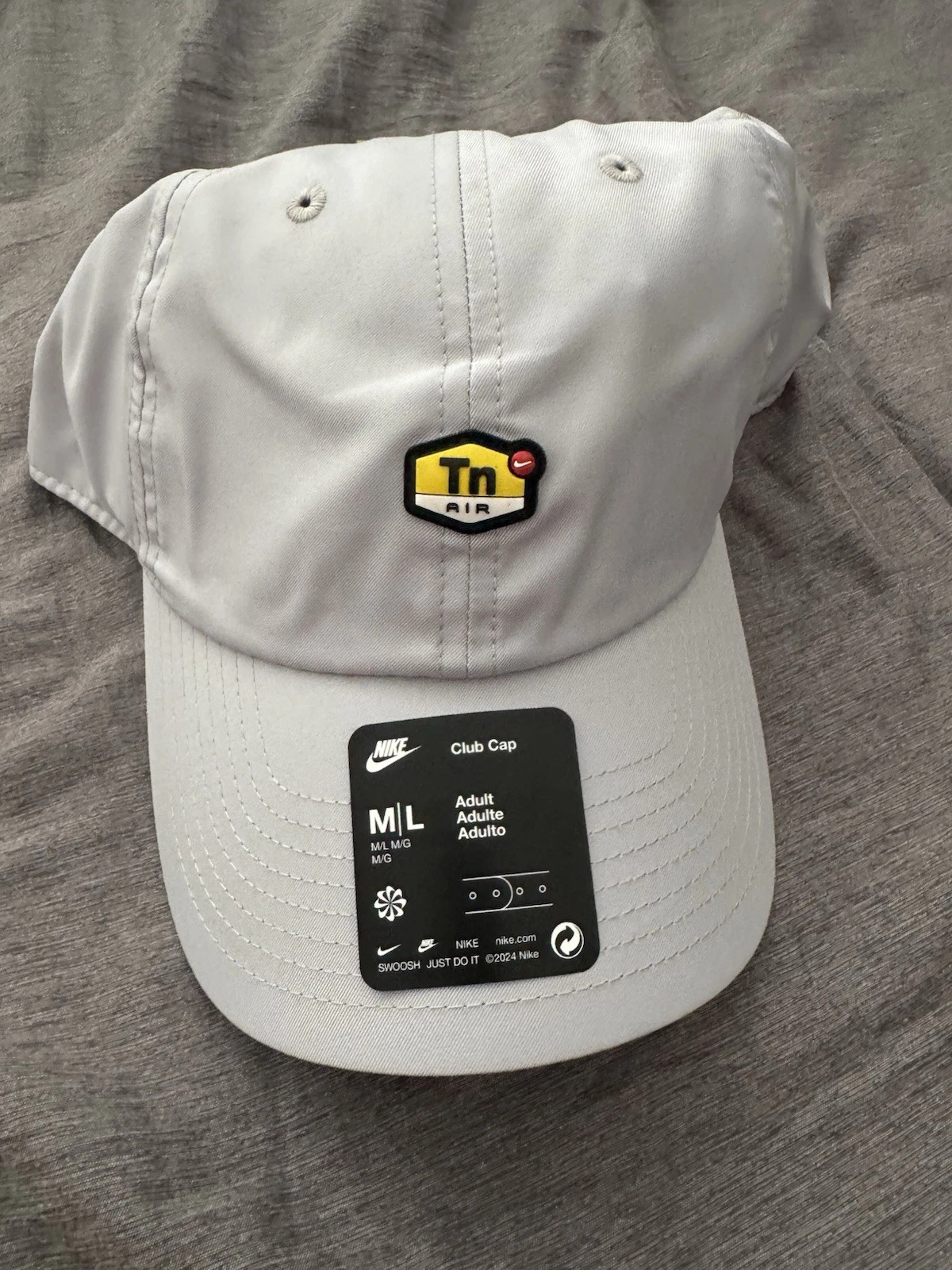 Nike Air Max TN Dri-FIT Club Unstructured Cap Wolf Grey M/L Unisex | FN9888 012