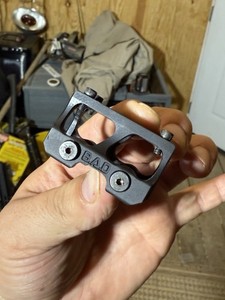 Límited(  rare ) discontinued Battle Arms Development MRO mount  Full Co-Witnes