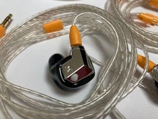 Almost unused Campfire audio supermoon Deluxe Edition with Orange storage case