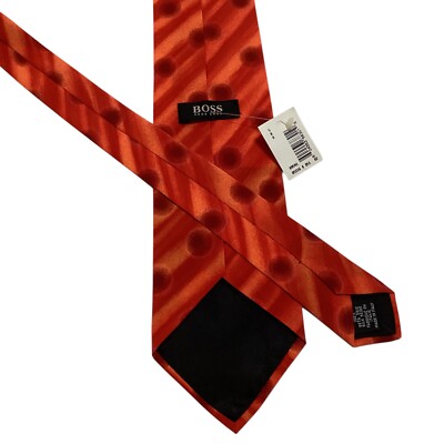 Cravate Hugo Boss 100% Soie - Couleur Rouge/Orange à Rayures - Modèle A120 - Vintage - Italie
