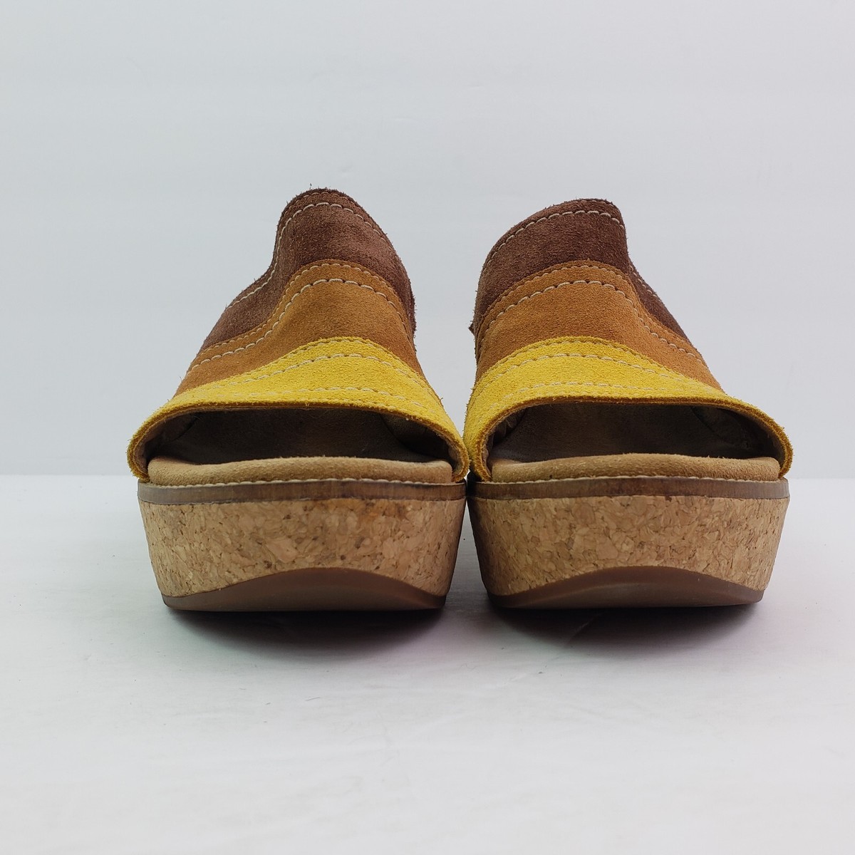 Clarks Aisley Lily Womens Size 8 Brown Suede Slip On Casual  display picture 1
