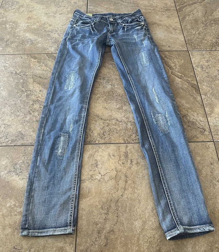 MACHINE Women's Novelle Mode Size 5 US28 IDistressed Straight Leg Mid Rise - Image 2 of 4