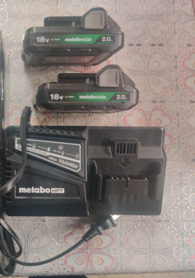 Metabo HPT  2 pack of 2.0 Ah batteries and UC 18YFSL Battery Charger Brand New!