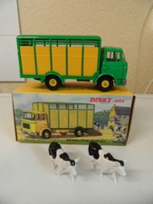 camion Berliet GAK bétaillère Dinky Toys 577 Atlas Neuf Boite + 2 vaches