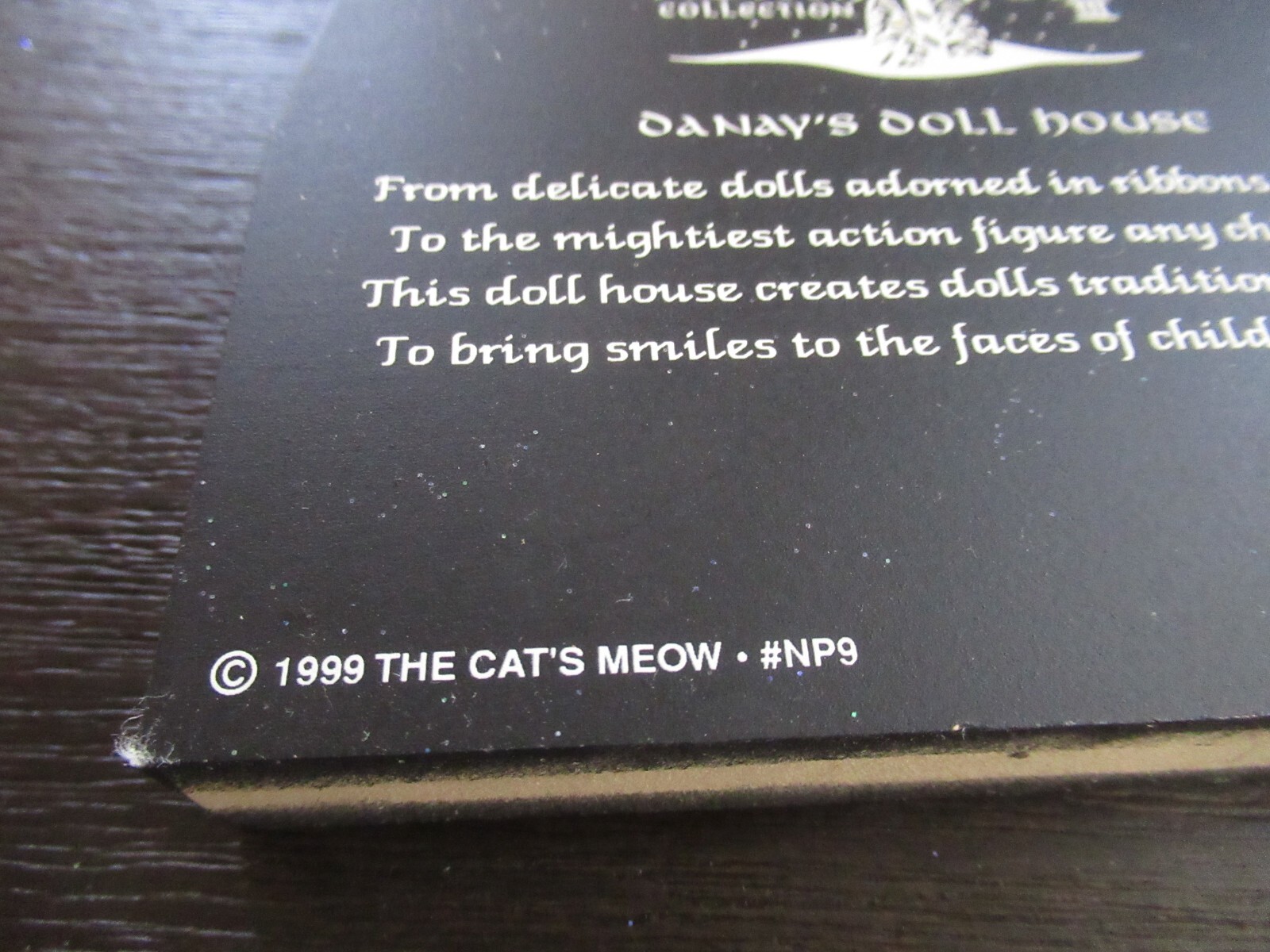 The Cat's Meow 1999 DANNYS DOLL HOUSE #NP9 NORTH POLE COLLECTION