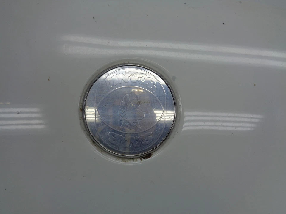 1999-2005 SAAB 9-5 Front Hood Bonnet Cover White OEM DK811273 Foto 4 de 4